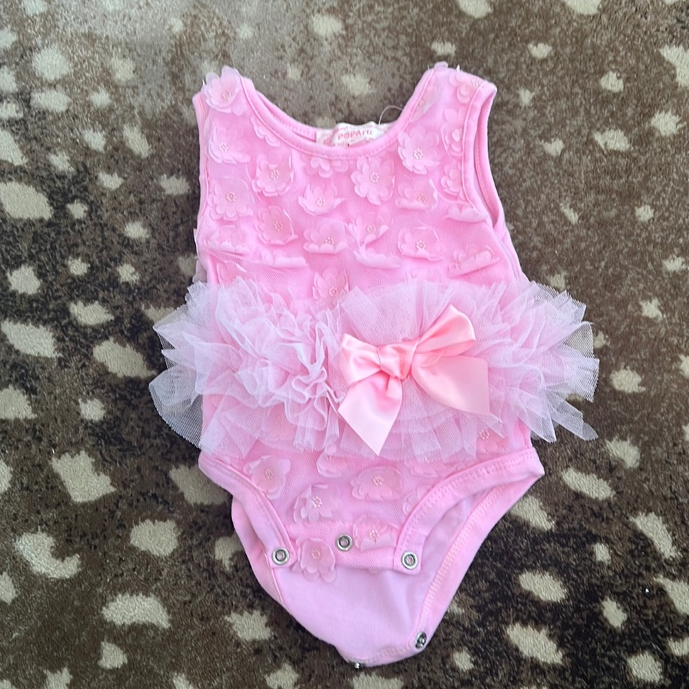 Little girls jumper 0 to 3 months